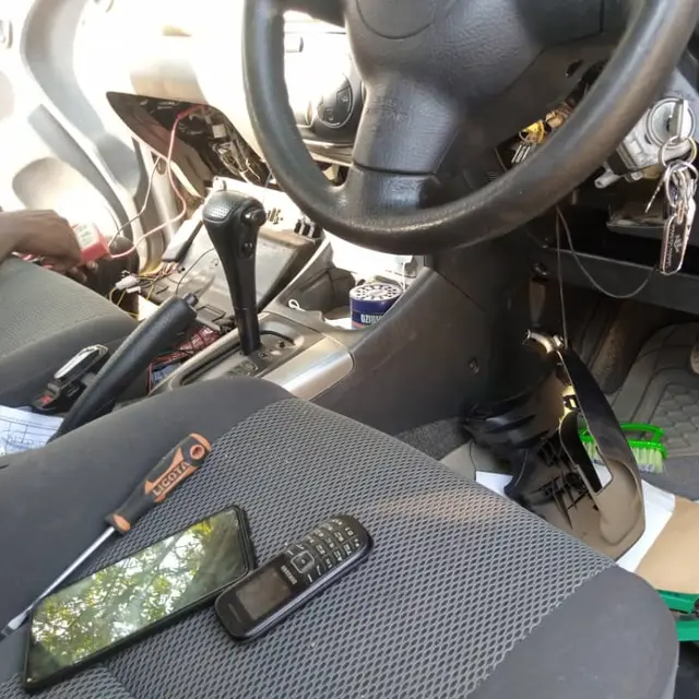 Pose et calibrage de balise GPS — Traçabilité GPS, Hekalu Group, Lubumbashi