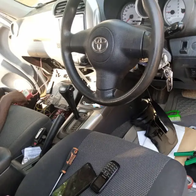 Pose et calibrage de balise GPS — Traçabilité GPS, Hekalu Group, Lubumbashi
