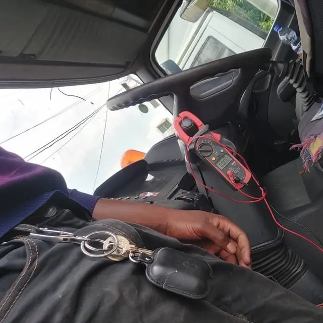 Pose et calibrage de balise GPS — Traçabilité GPS, Hekalu Group, Lubumbashi